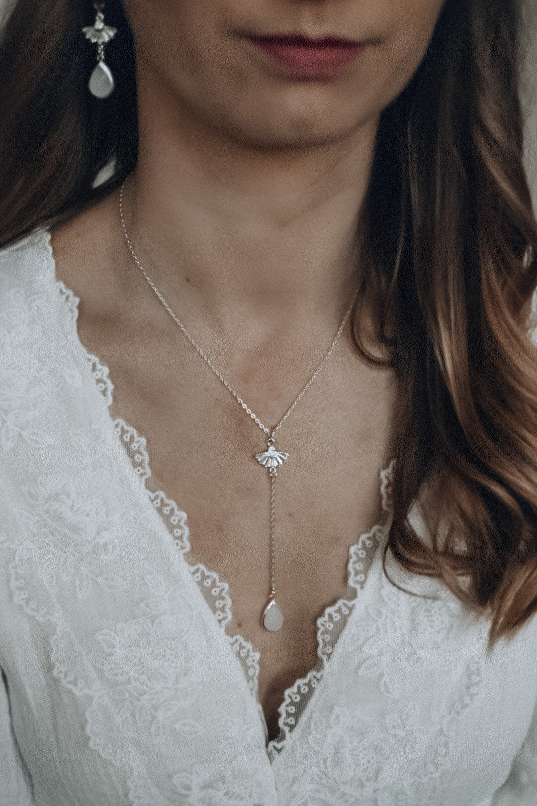Zartes Brautarmband mit Zirkonia-Verbinder – Hochzeitsschmuck aus Edelstahl in Silber