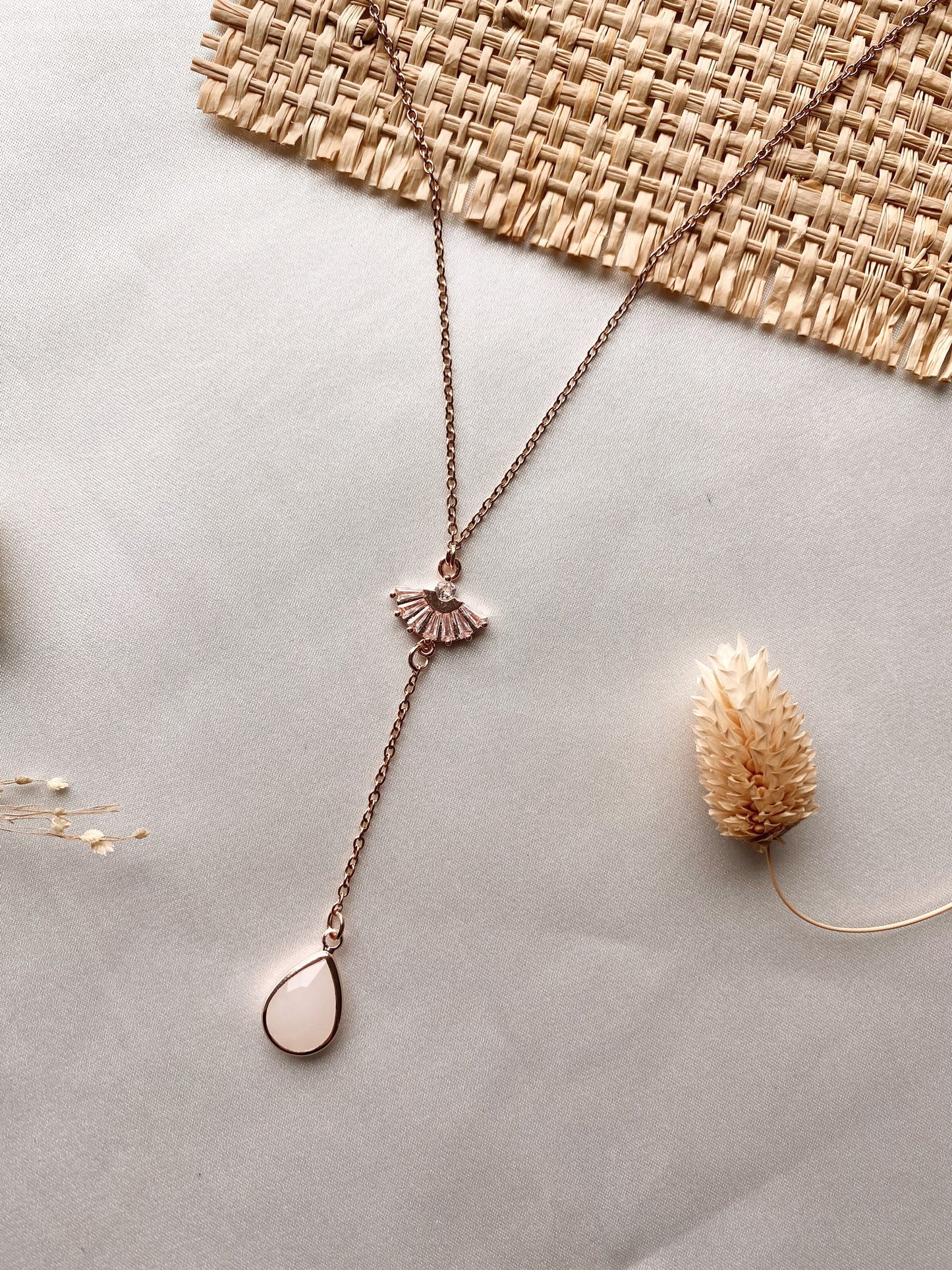 Rosévergoldete Y-Brautkette mit Zirkonia-Fächer & Tropfenanhänger – Edelstahl-Halskette für Hochzeit & Alltag | Auch in Gold & Silber