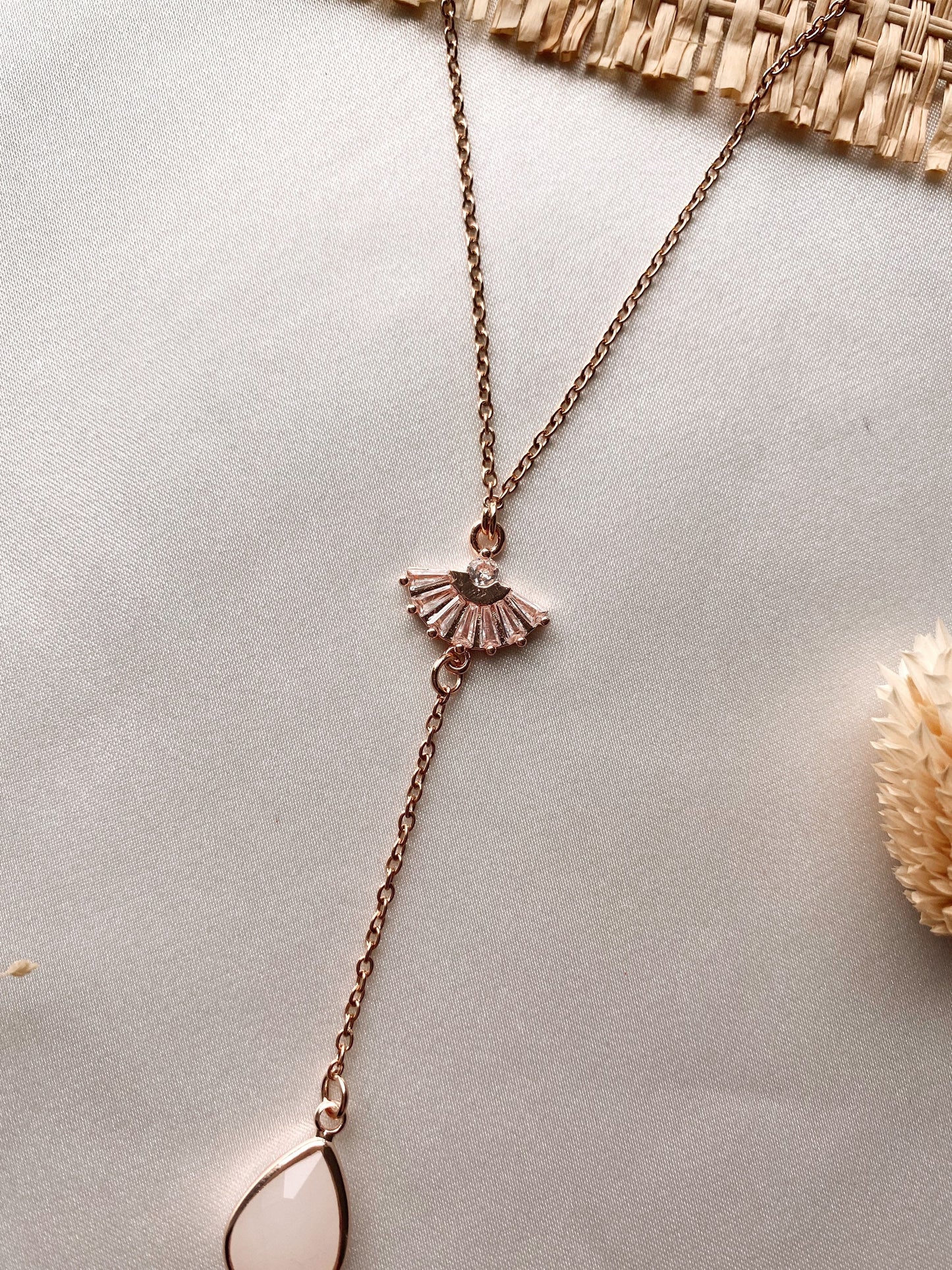 Rosévergoldete Y-Brautkette mit Zirkonia-Fächer & Tropfenanhänger – Edelstahl-Halskette für Hochzeit & Alltag | Auch in Gold & Silber