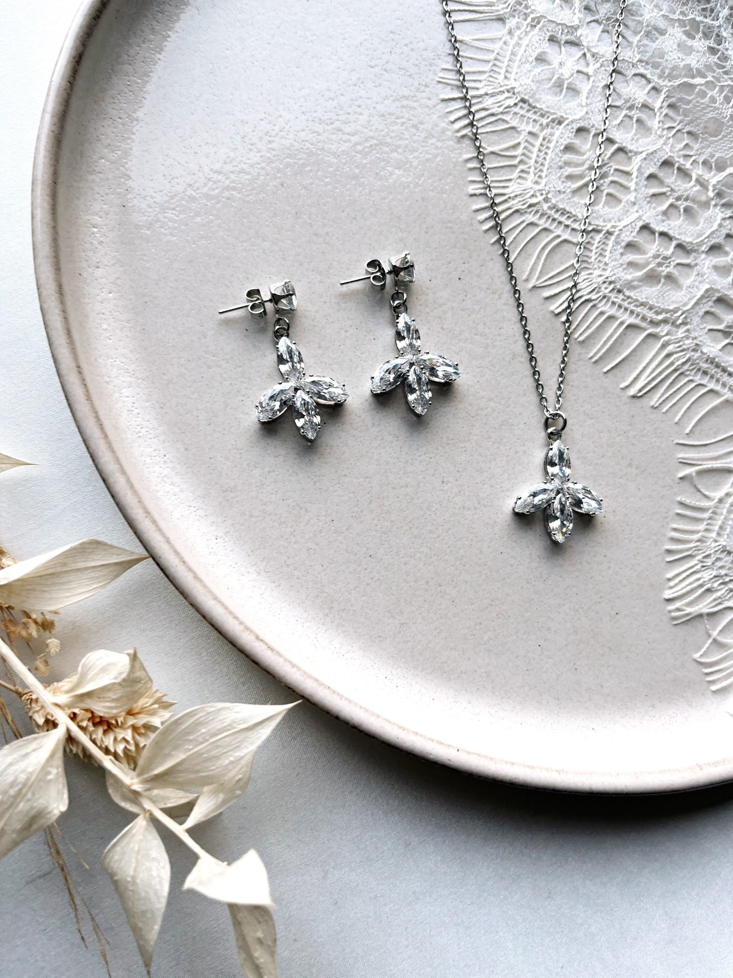 Brautschmuck-Set in Silber – Elegantes Schmuckset mit Zirkoniasteinen für Hochzeit und besondere Anlässe