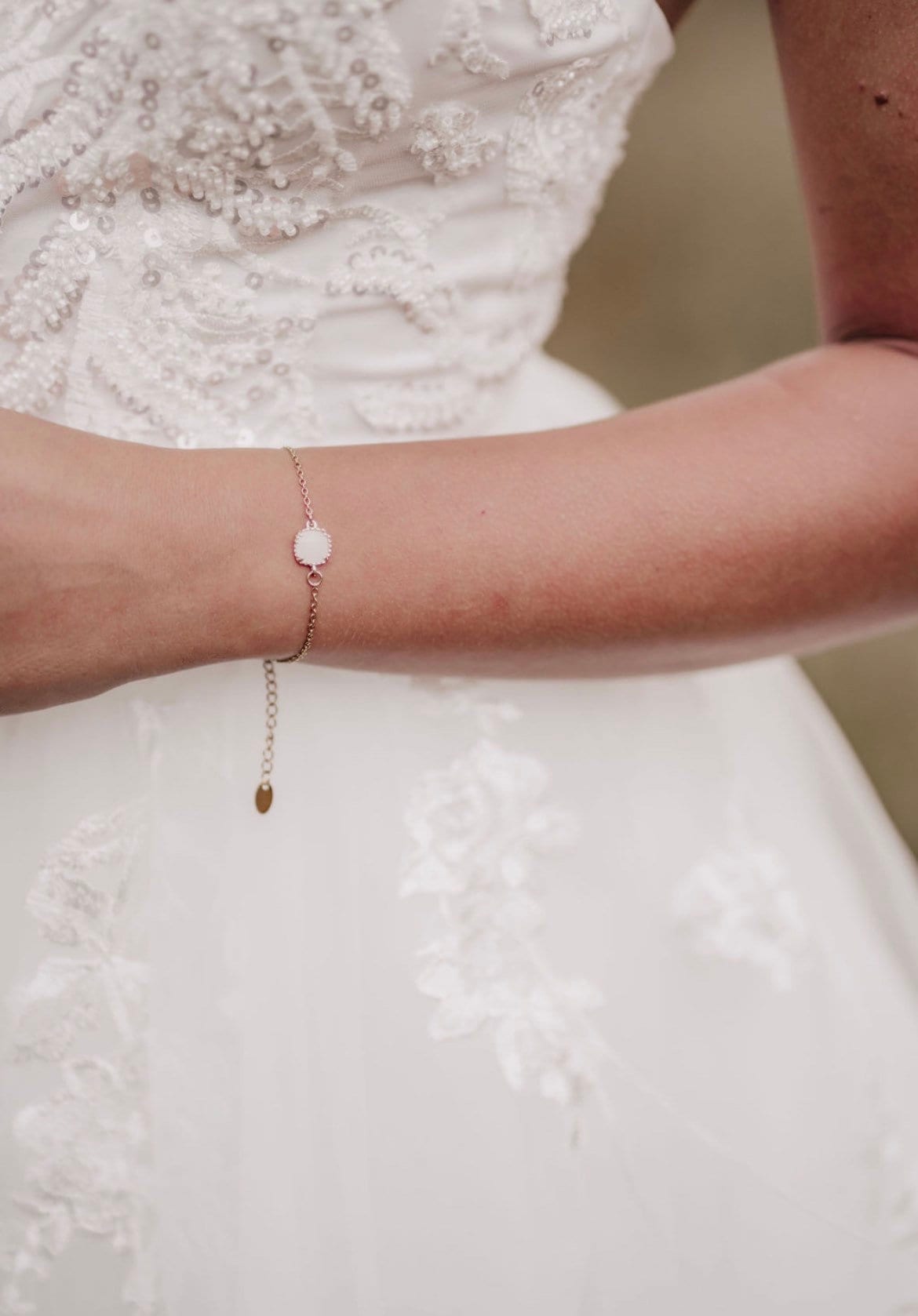 Brautschmuckset Gold mit grünen Glassteinen – Kette, Ohrringe & Armband aus Edelstahl | Hochzeitsschmuck & alltagstauglich