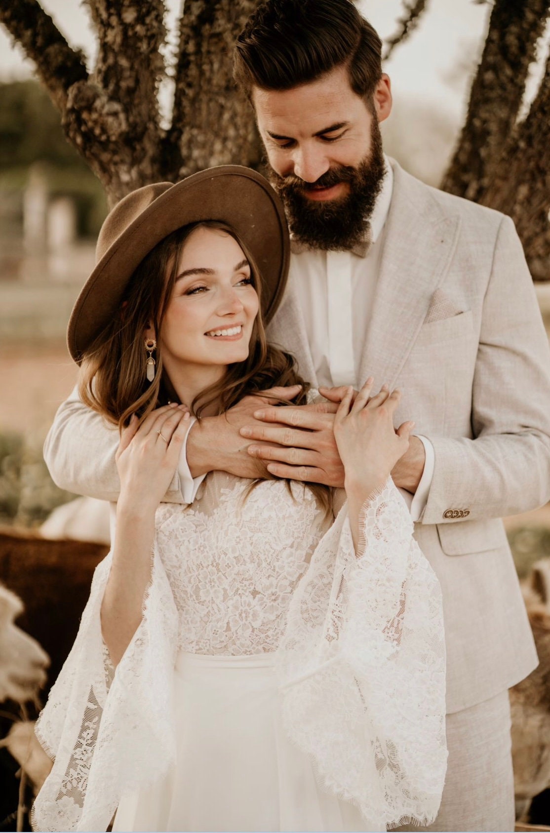 Boho Braut Ohrringe Sonne mit Kristallanhänger – vergoldete Stecker | Brautschmuck Hochzeit & Geschenkidee