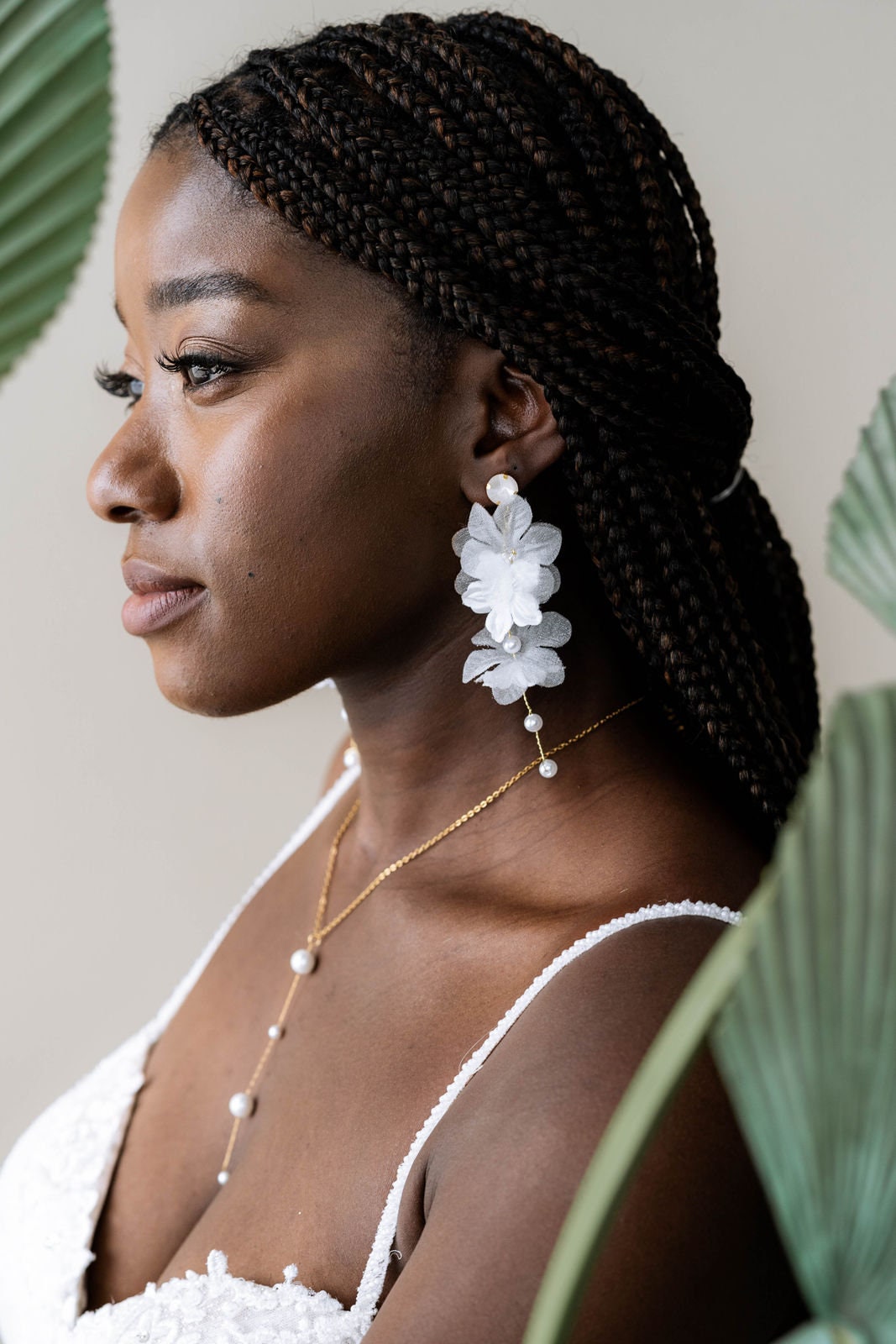 Y-Brautkette mit Perlen – Vergoldete Edelstahlkette zur Hochzeit | Zarter Brautschmuck für ein betontes Dekolleté