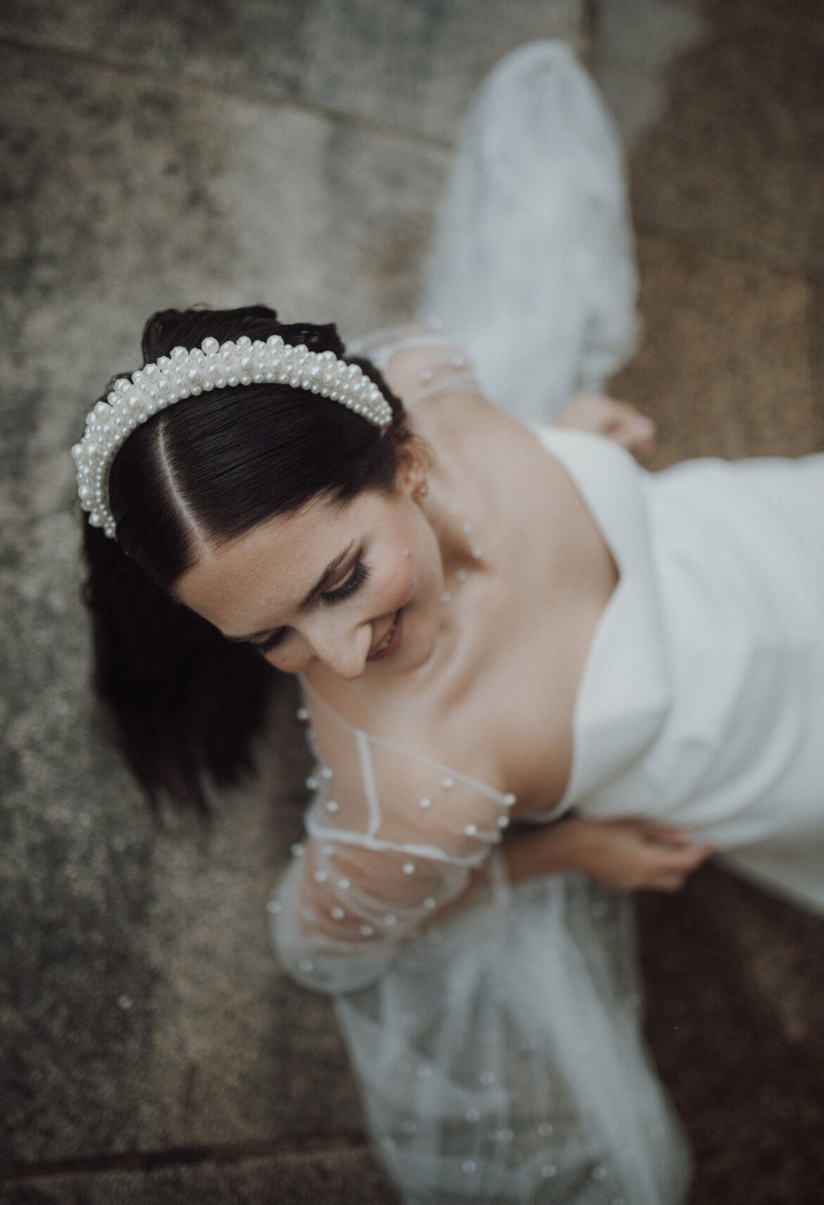 Perlenhaarreif für die Braut – Eleganter Brautschmuck für einen stilvollen Auftritt