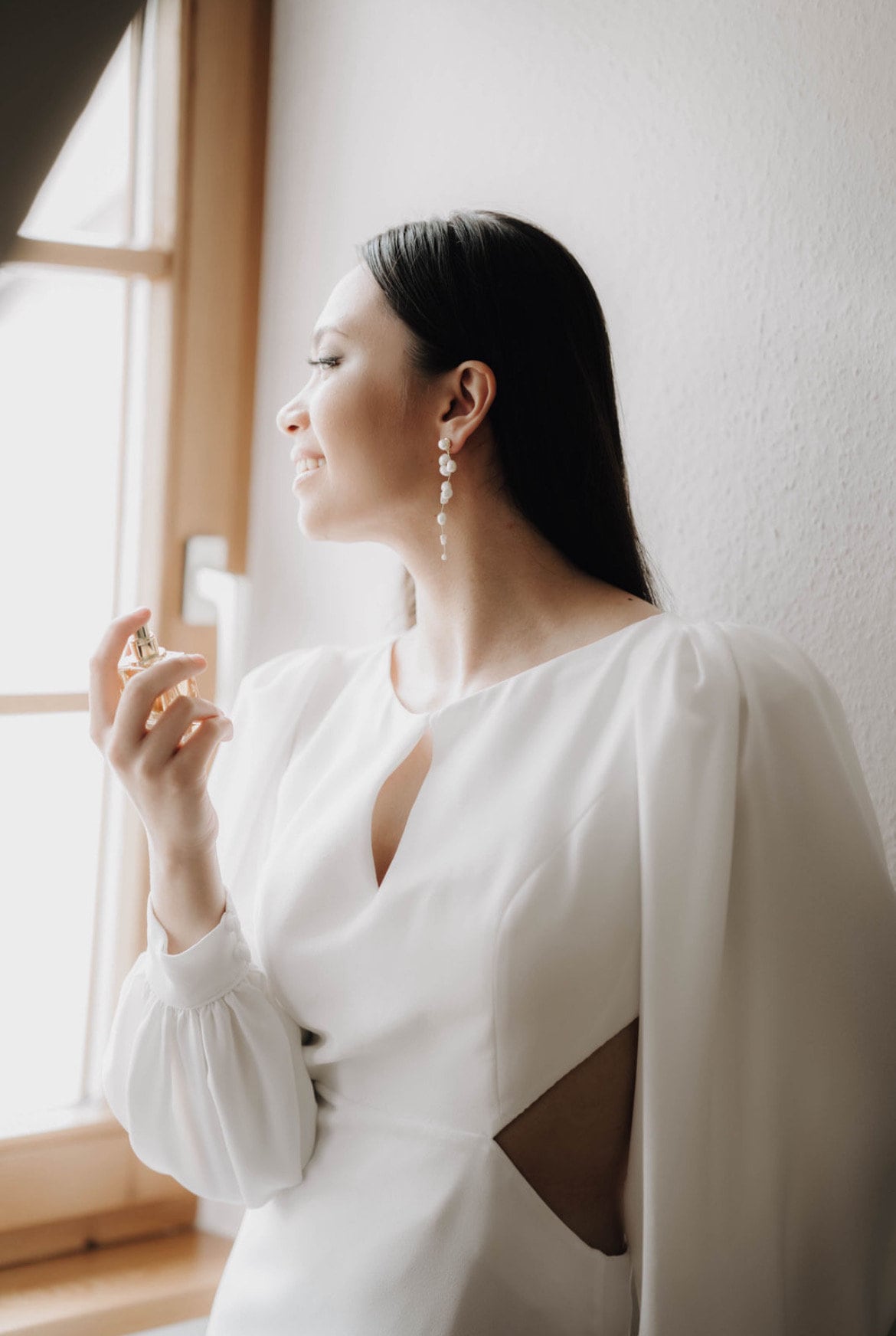 Lange Perlenohrringe für die Braut – Eleganter Brautschmuck mit Süßwasserperlen in Gold oder Silber
