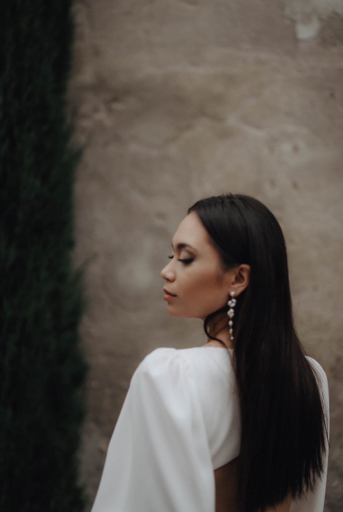 Lange Perlenohrringe für die Braut – Eleganter Brautschmuck mit Süßwasserperlen in Gold oder Silber
