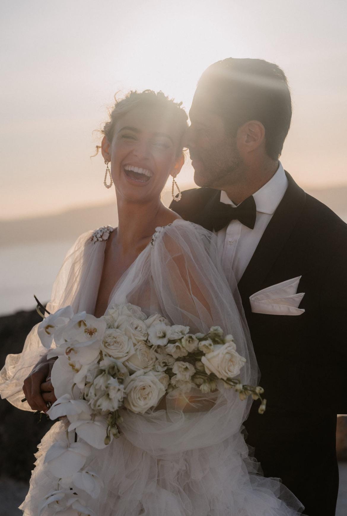 Elegante Tropfen-Ohrringe mit weißen Glasperlen – Brautschmuck in Gold oder Silber | Hochzeit, Geschenk & besondere Anlässe