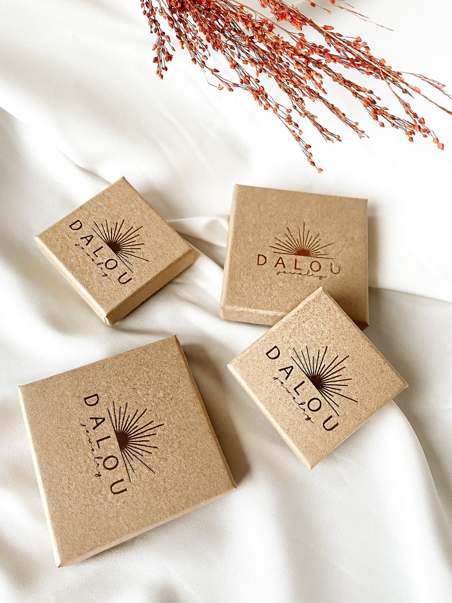 Ohrstecker mit Perle – Edelstahl Blattform & zarter Perlenanhänger | Elegant & Alltags-tauglich in Gold oder Silber