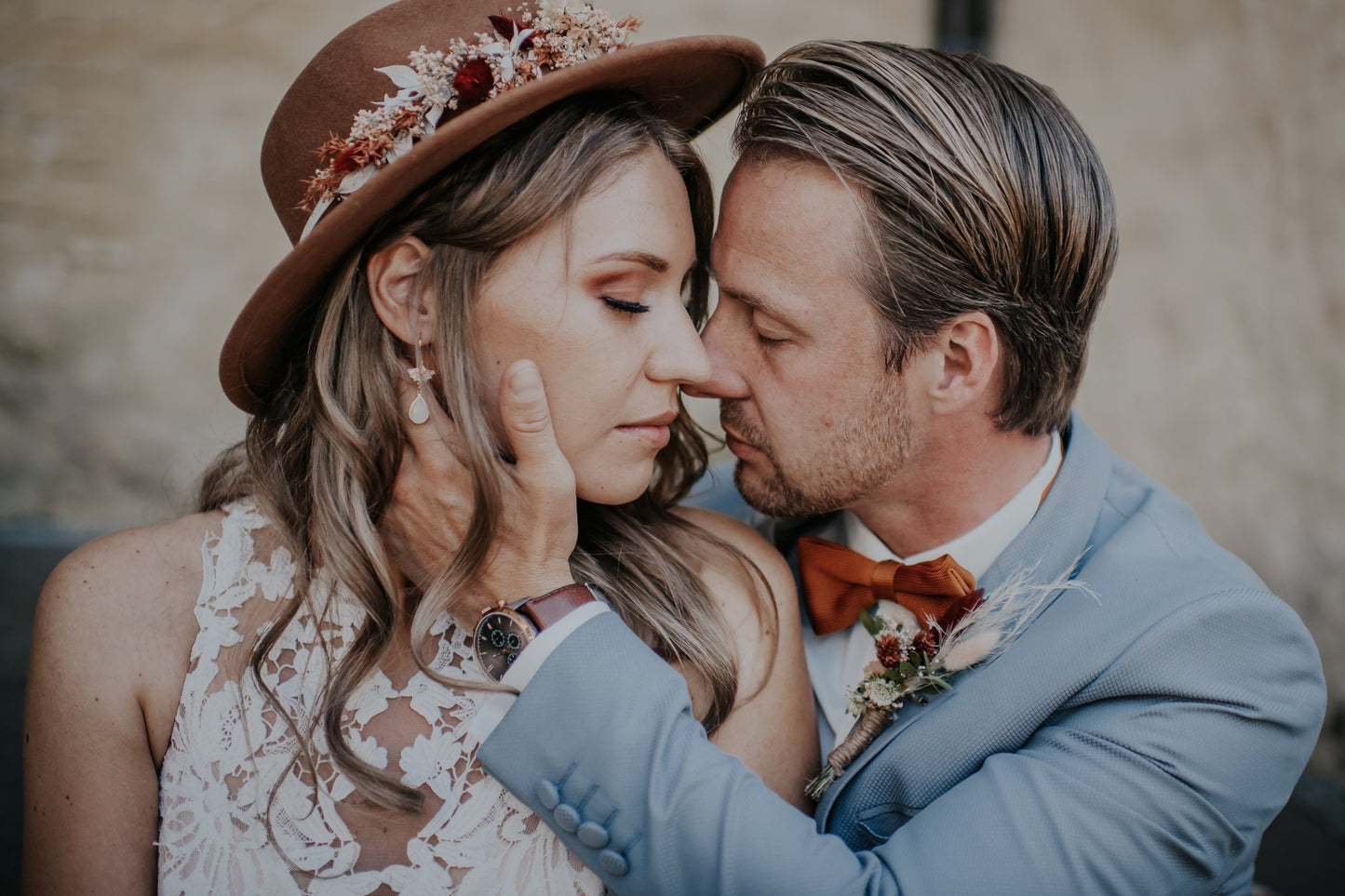 Braut Boho Ohrringe Gold – Handgefertigte Ohrringe mit Zirkoniafächer & Glastropfen | Edelstahl Creolen für Hochzeit & besondere Anlässe