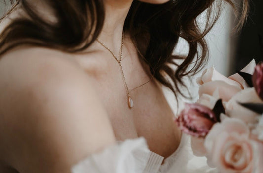 Lariatkette mit Tropfenanhänger – Y-Kette aus vergoldetem Edelstahl | Filigran & handgefertigt