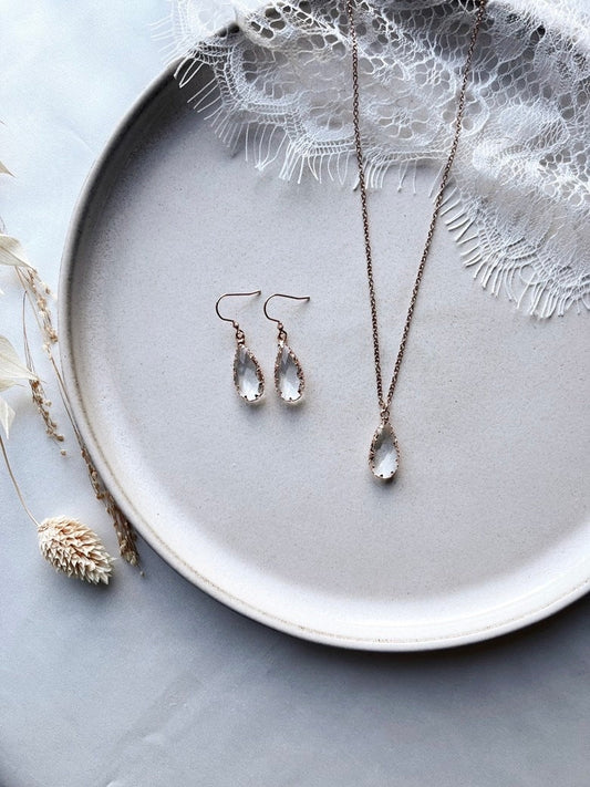 Filigranes Brautschmuckset in Roségold mit Tropfenanhängern – Eleganter Hochzeitsschmuck & Geschenkidee