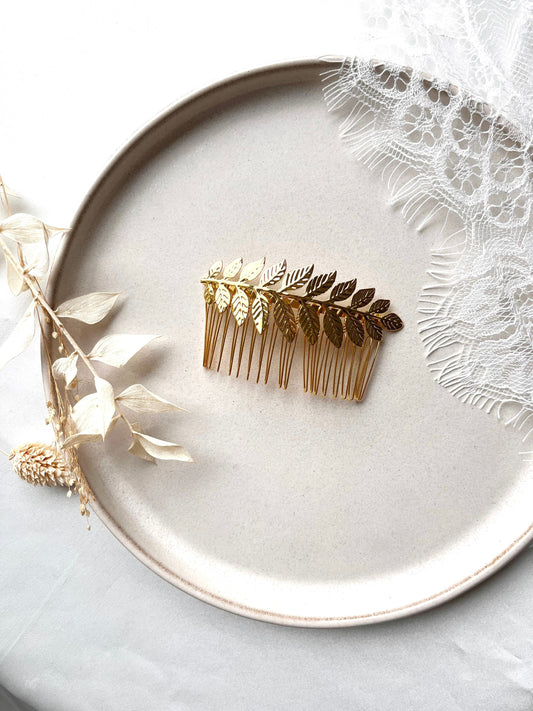 Braut Haarkamm Boho Stil mit Blättern – Goldener Haarkamm für Hochzeitsfrisuren | Handgefertigter Boho Brautschmuck