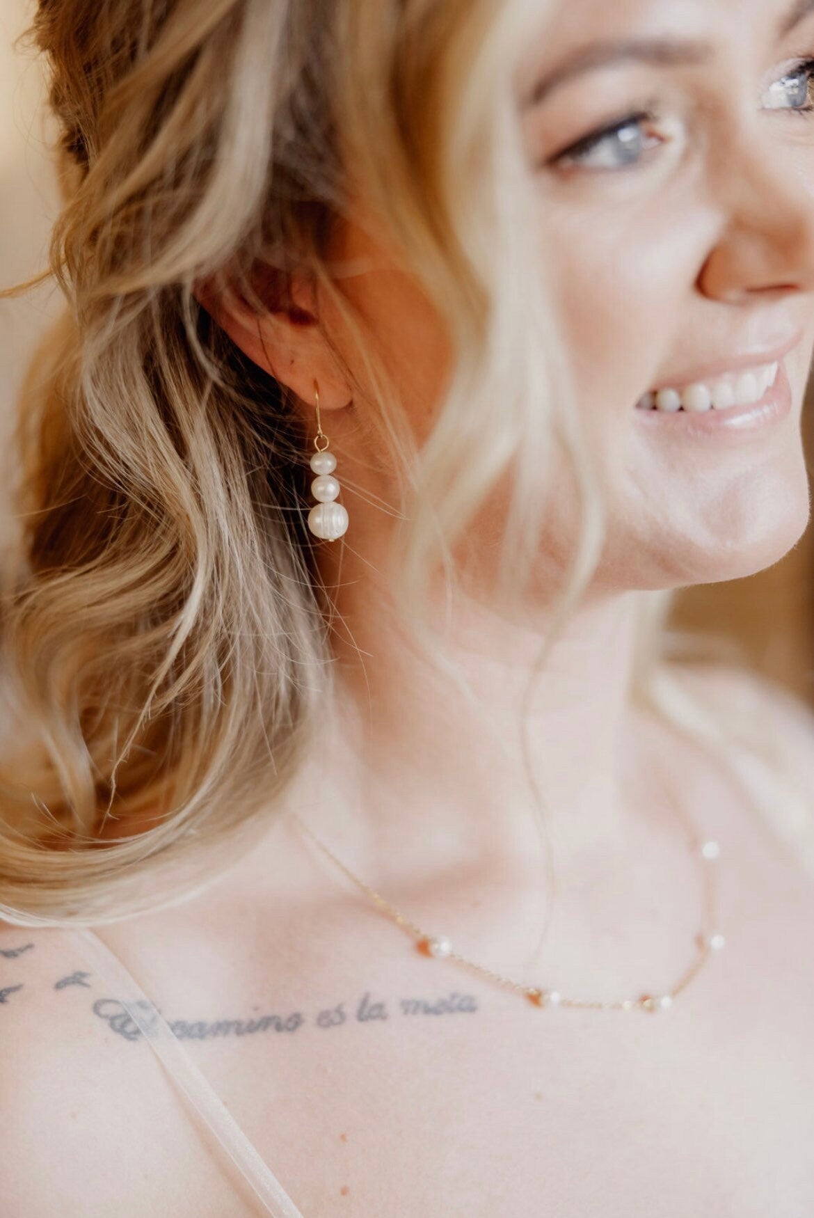 Vergoldetes Schmuckset mit Süßwasserperlen – Halskette & Ohrringe | Handgefertigt aus Edelstahl