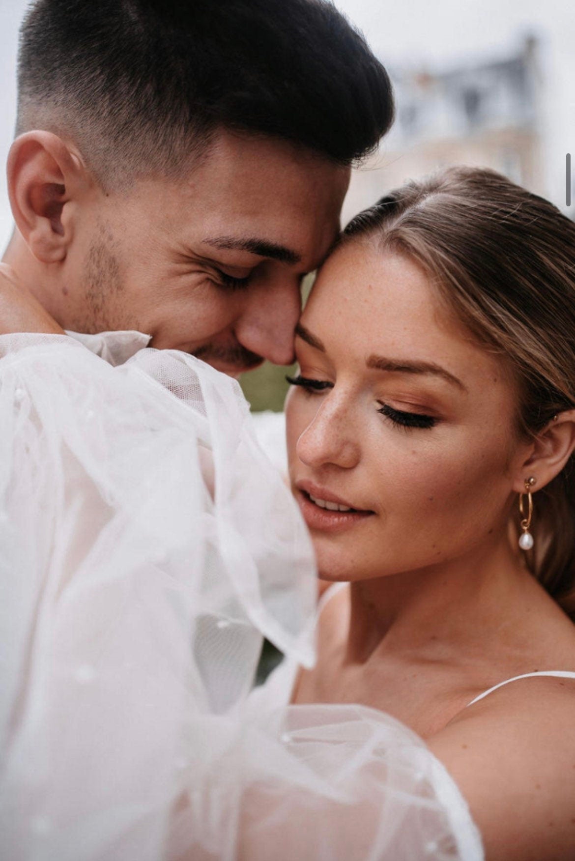 Braut Perlen Schmuckset – Edelstahl Creolen & Kette mit abnehmbaren Perlenanhängern | In Gold oder Silber, handgefertigt