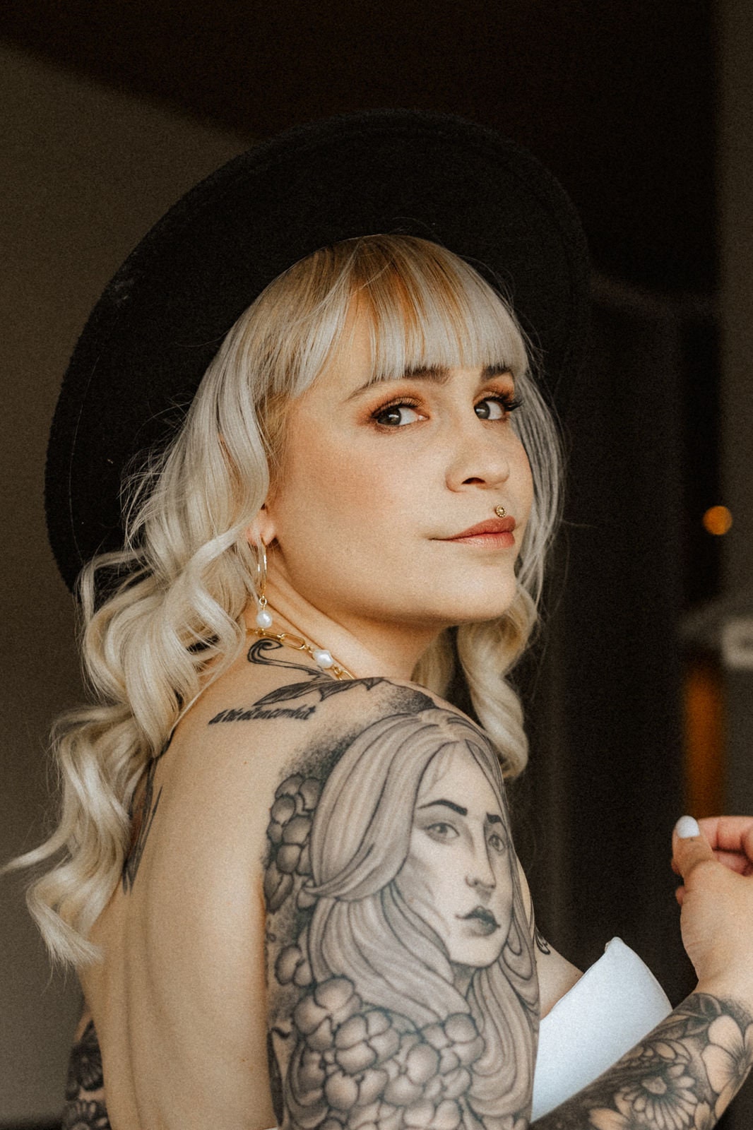 Vergoldete Edelstahl-Halskette mit Perlen – Handgefertigt | Zeitloses Design für jeden Tag