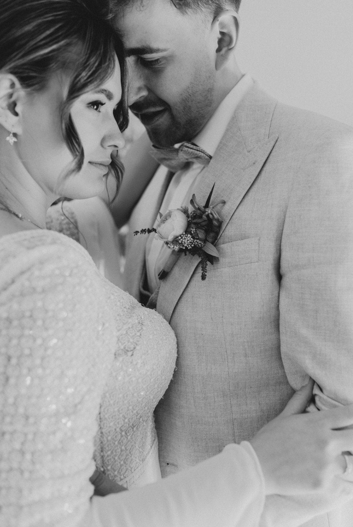 Schmuckset Braut oder Alltag Kleine Blüten Gold oder Silber – Filigranes Set aus Edelstahl mit Zirkoniablüten | Kette & Ohrringe handgefertigt