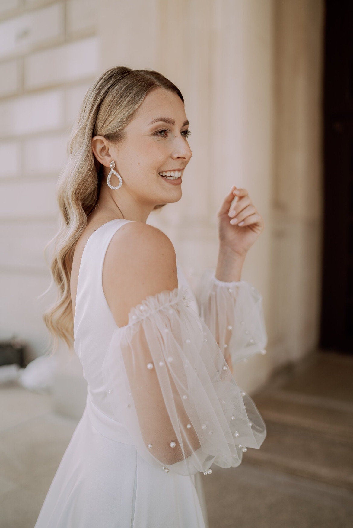 Glitzernde Brautohrringe – Tropfenohrringe mit Zirkoniasteinen & Glasstein | Edelstahl in Gold oder Silber