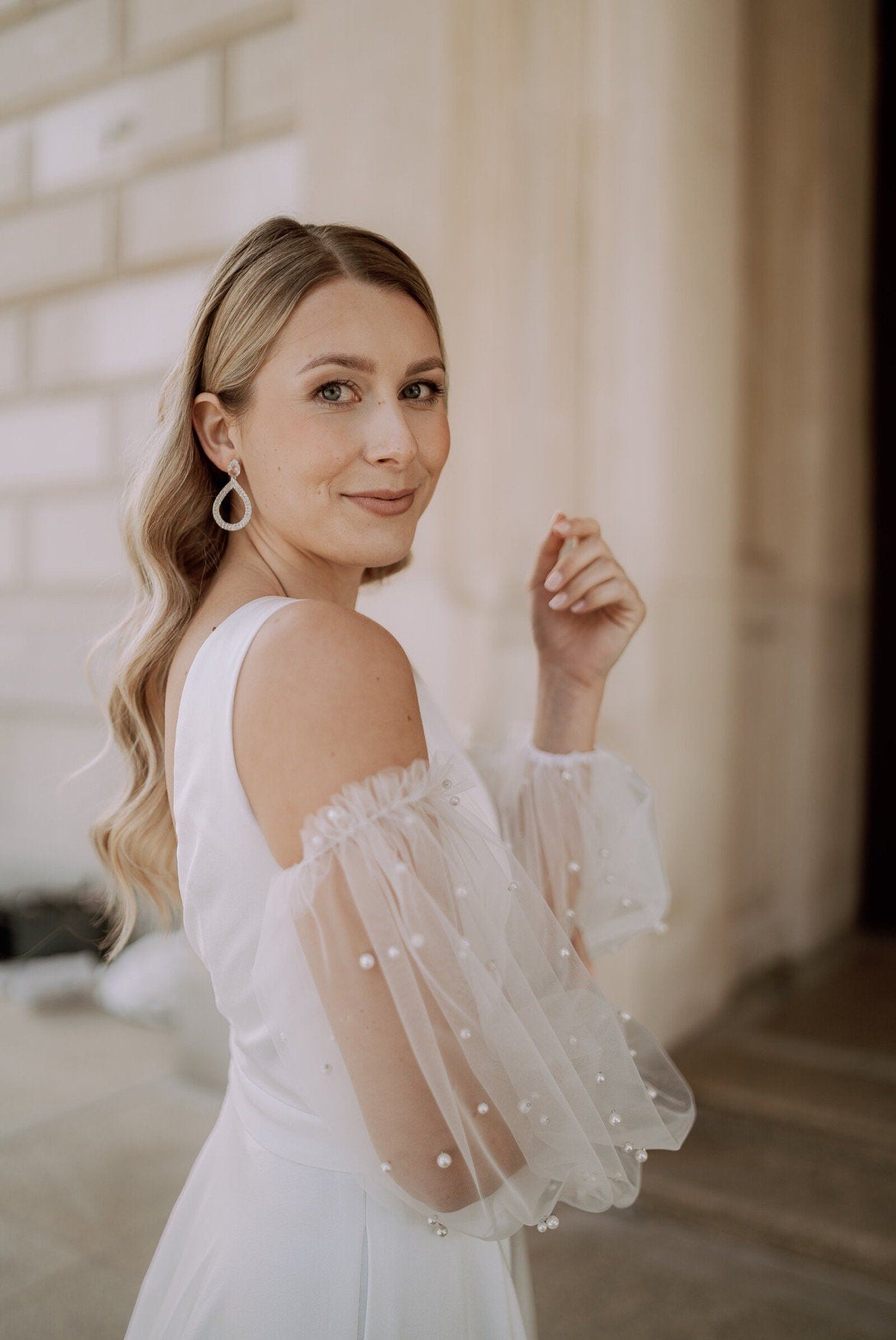 Glitzernde Brautohrringe – Tropfenohrringe mit Zirkoniasteinen & Glasstein | Edelstahl in Gold oder Silber