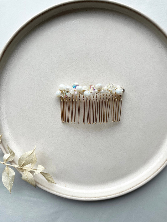 Perlenhaarkamm für die Braut – Zarter Brautschmuck mit Glas- & Kristallperlen in Gold oder Silber