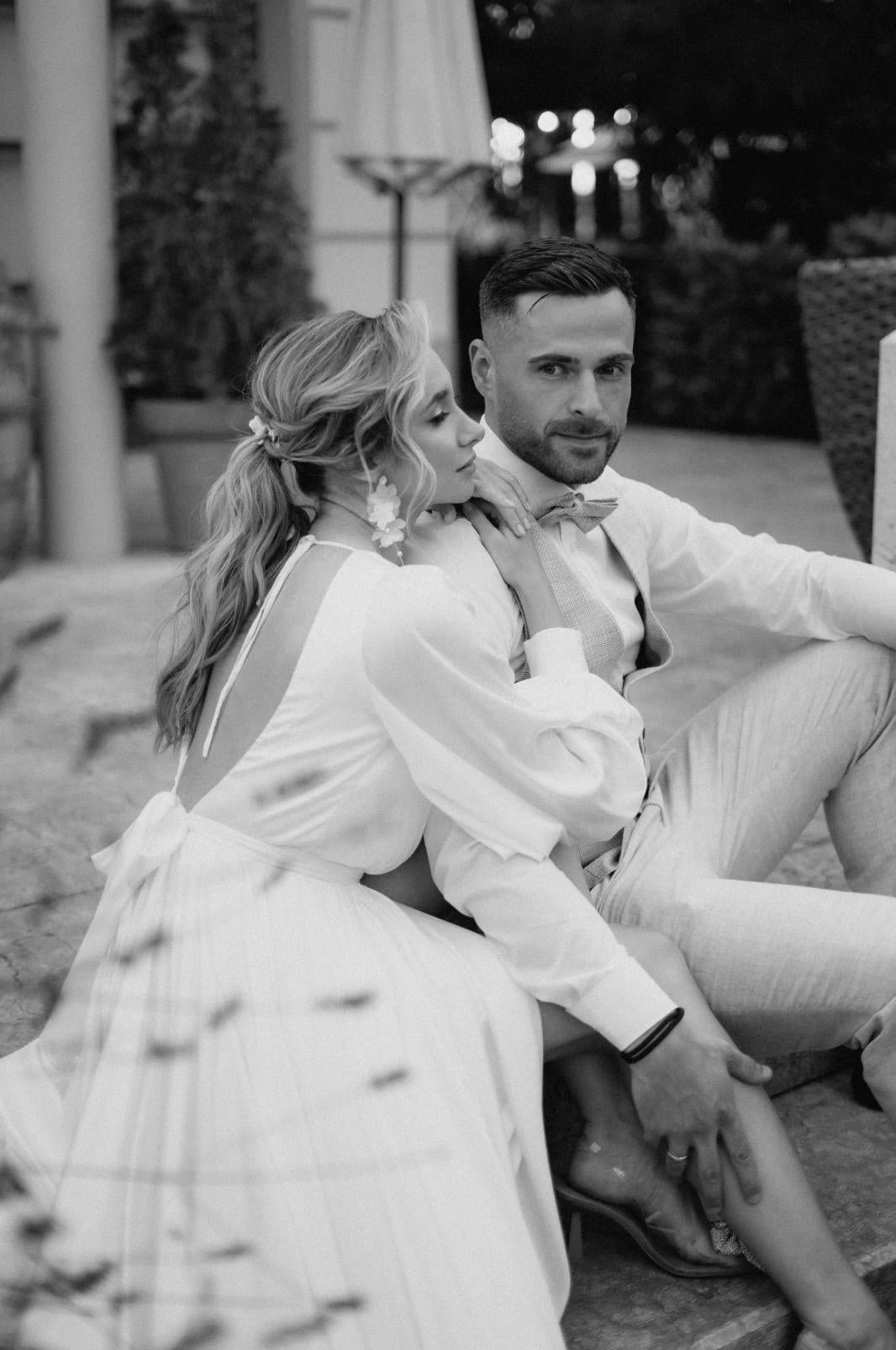 Braut Haarschmuck floral – Handgefertigter Haardraht mit Keramikblüten & Glaskristallen in Gold, Silber oder Roségold