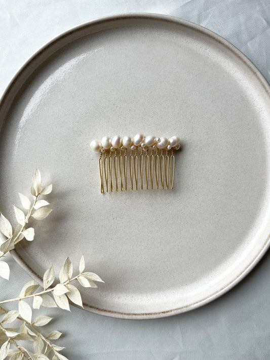 Brauthaarkamm mit echten Süßwasserperlen – Eleganter Haarschmuck in Gold, Silber oder Rosé