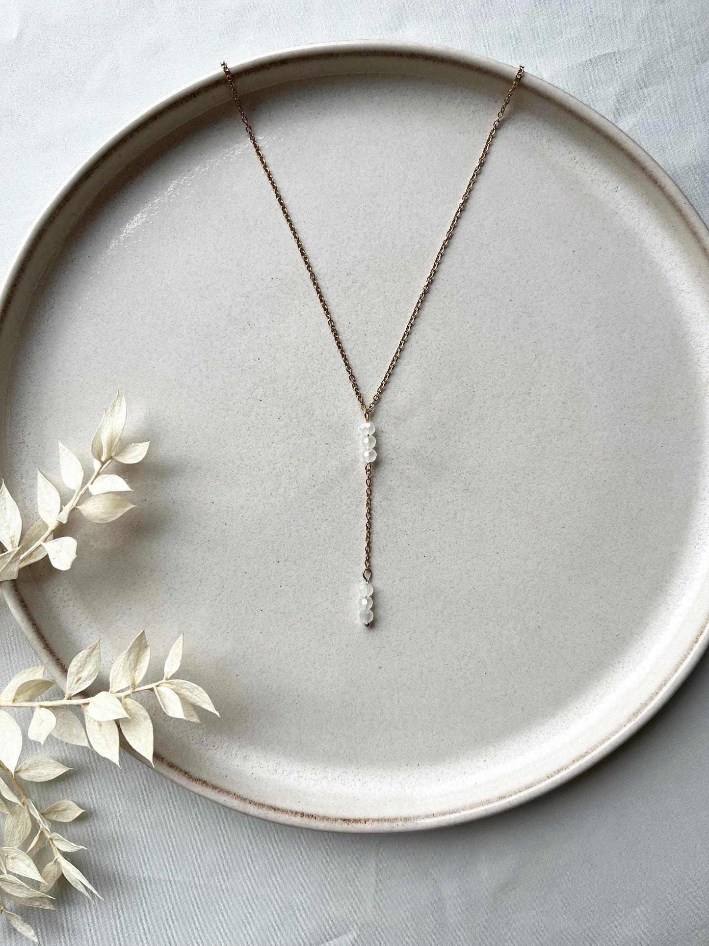 Braut Halskette Y Lariat Glasperlen – filigrane Edelstahlkette für den Hochzeitslook in Gold oder Silber