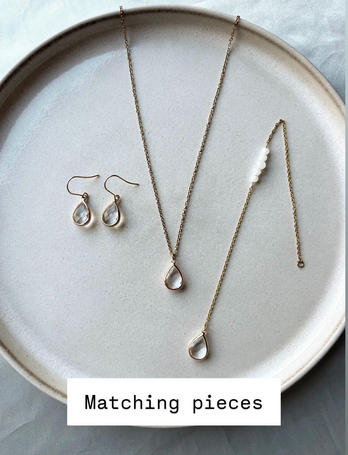 Rückenkette für Brautkleider – Anhänger mit Glasperlen & Tropfen | Rückenteil aus Edelstahl in Gold, Silber oder Roségold