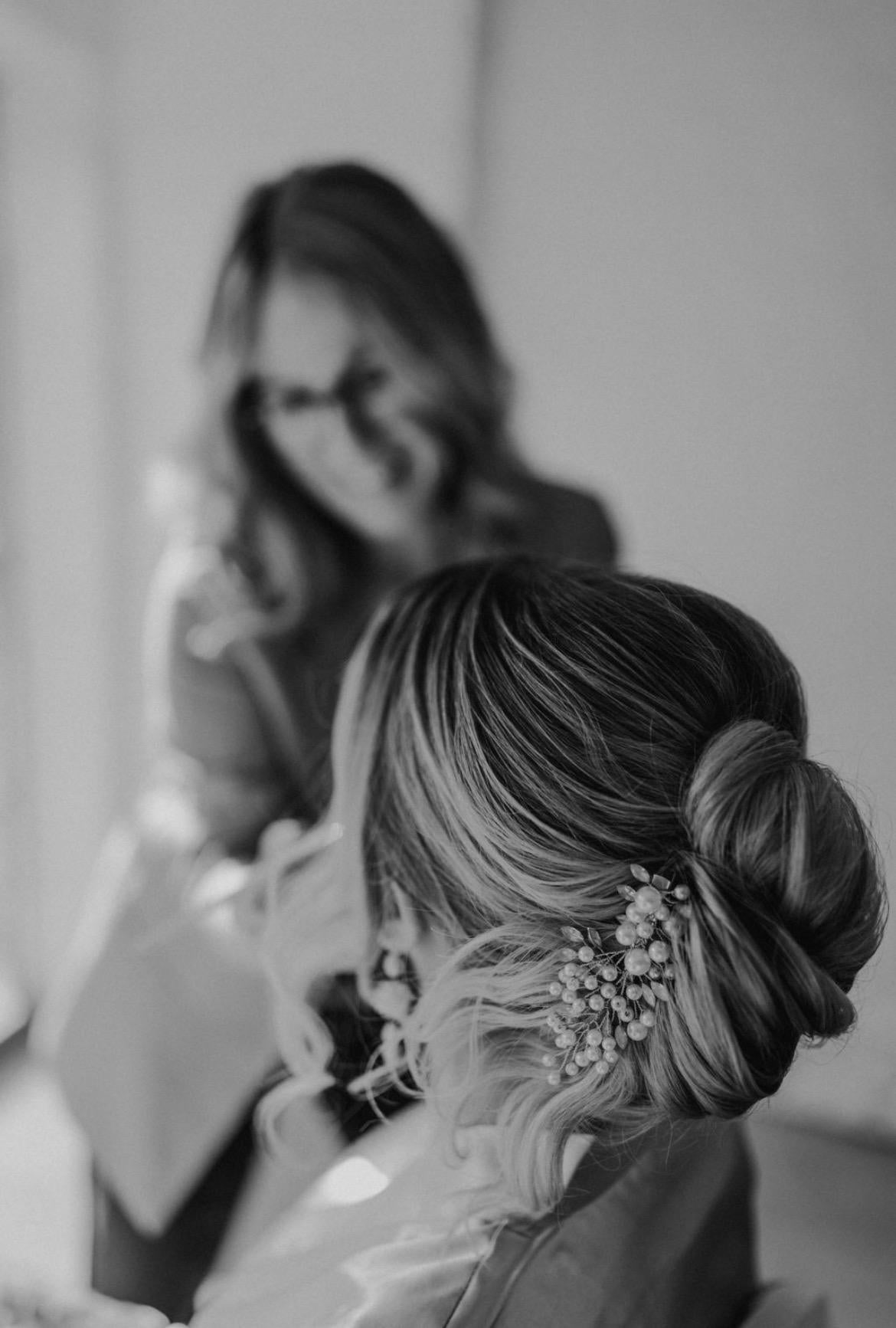 Eleganter Brauthaarschmuck mit Perlen – Klammer in Gold, Silber oder Roségold