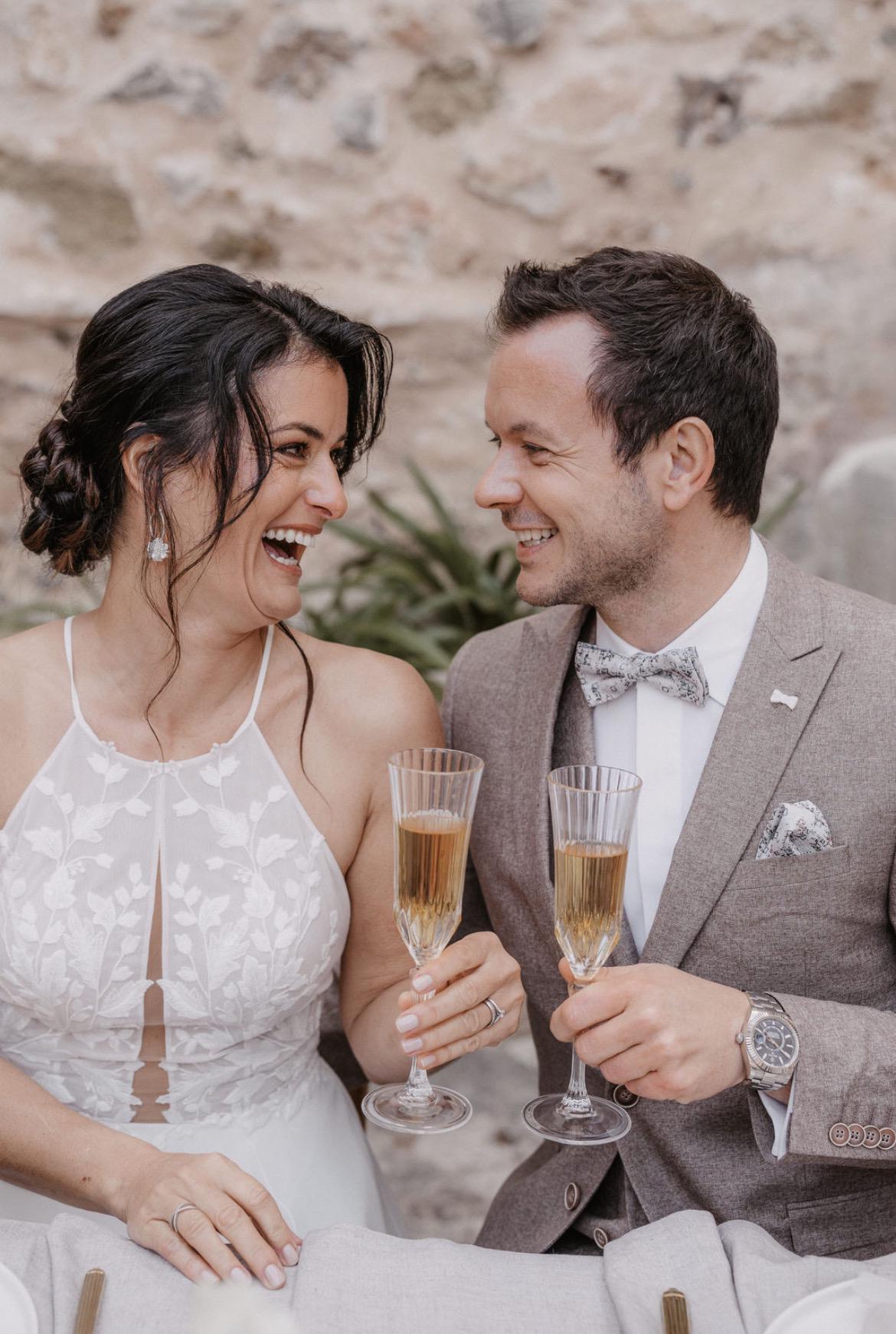 Braut-Creolen mit abnehmbarem Perlenanhänger – Edelstahl in Gold oder Silber | Handgemacht