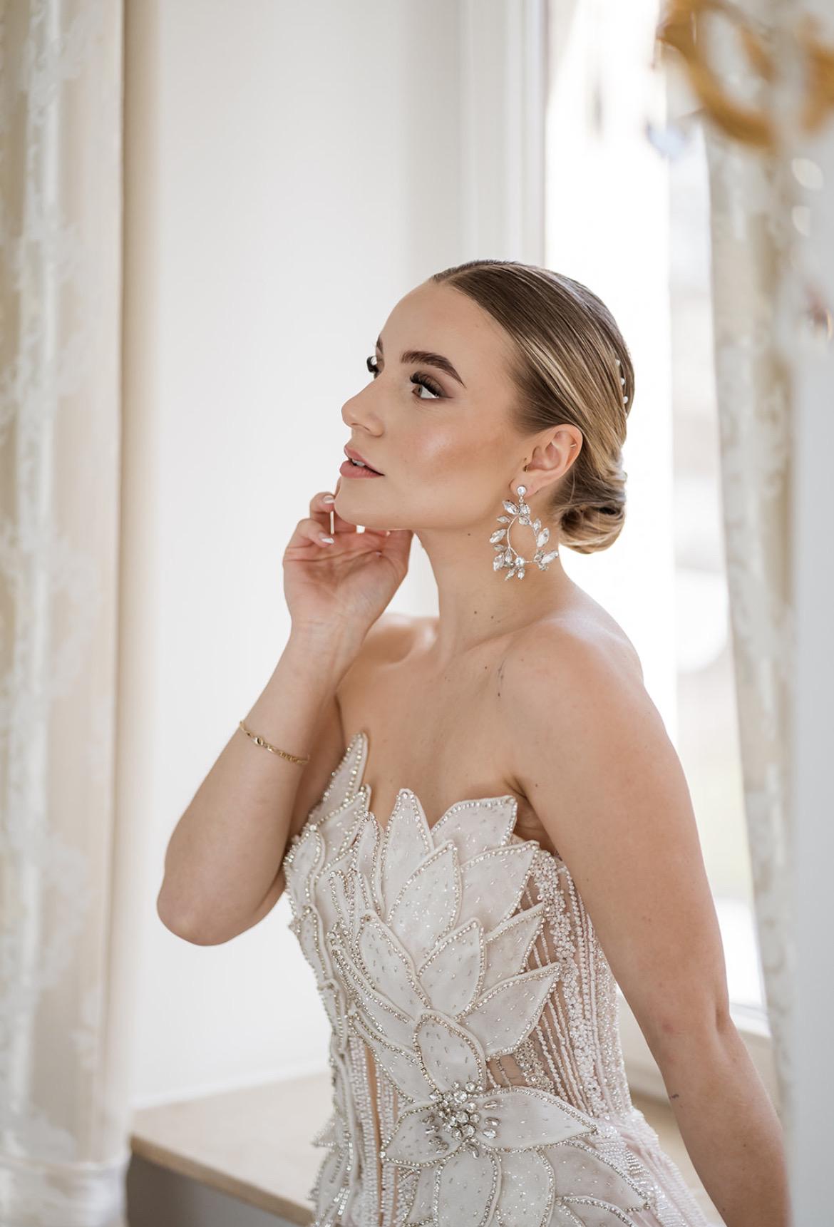 Statement-Ohrringe mit Strasssteinen – Gold oder Silber | Handgefertigt aus Edelstahl